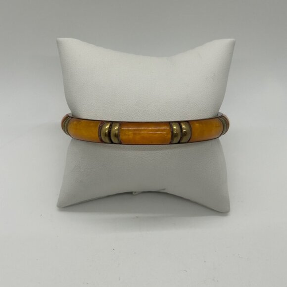 Vintage Brass & Amber-Colored Acrylic Bangle Bracelet 8 Inch Boheium - Picture 2 of 8